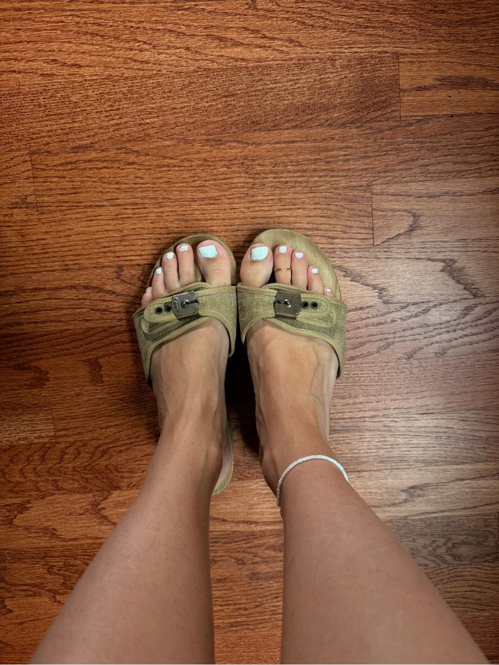 VINTAGE Dr. Scholl's Tan Slide Sandals with Buckle
